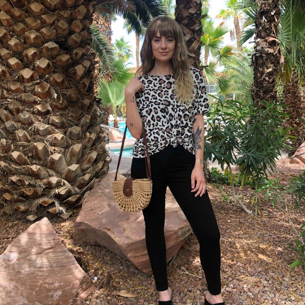 :::Only 2 LEFT::: Leopard Print Twist-Back Top